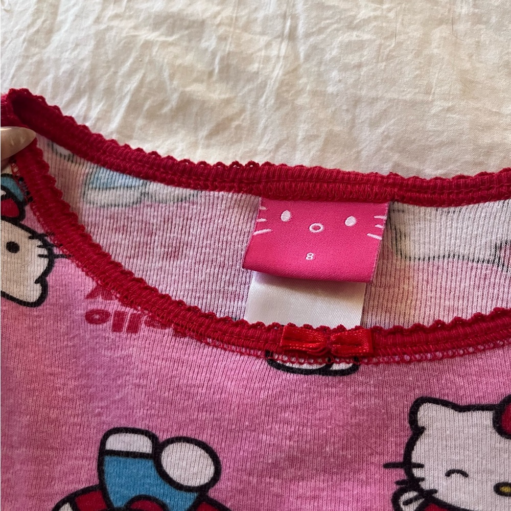 Hello Kitty Crop Top - Picture 2 of 3